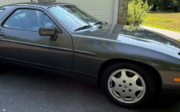 Porsche-928-1991-Coupe-4