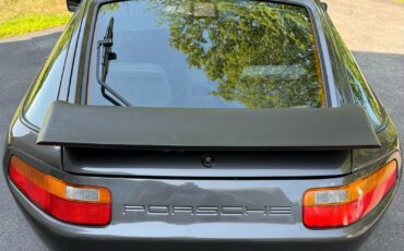 Porsche-928-1991-Coupe-6
