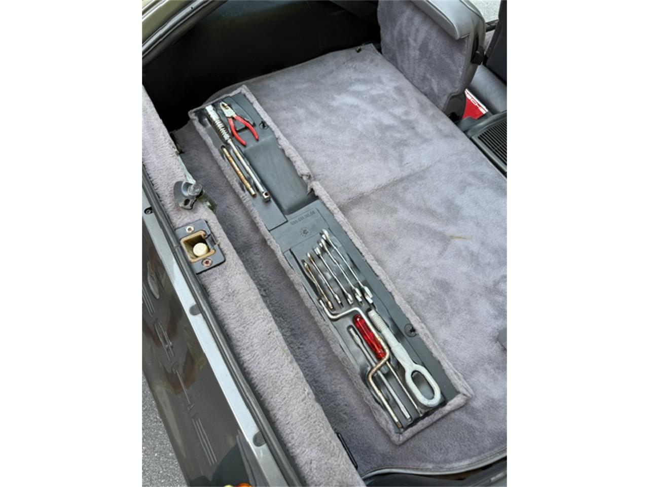 Porsche-928-1991-Slate-Grey-Grey-40