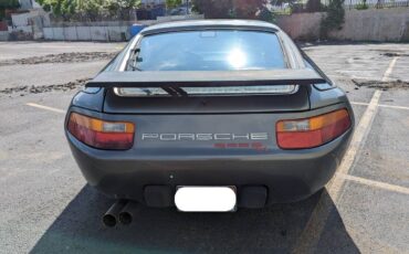 Porsche-928-s4-1988-green-19
