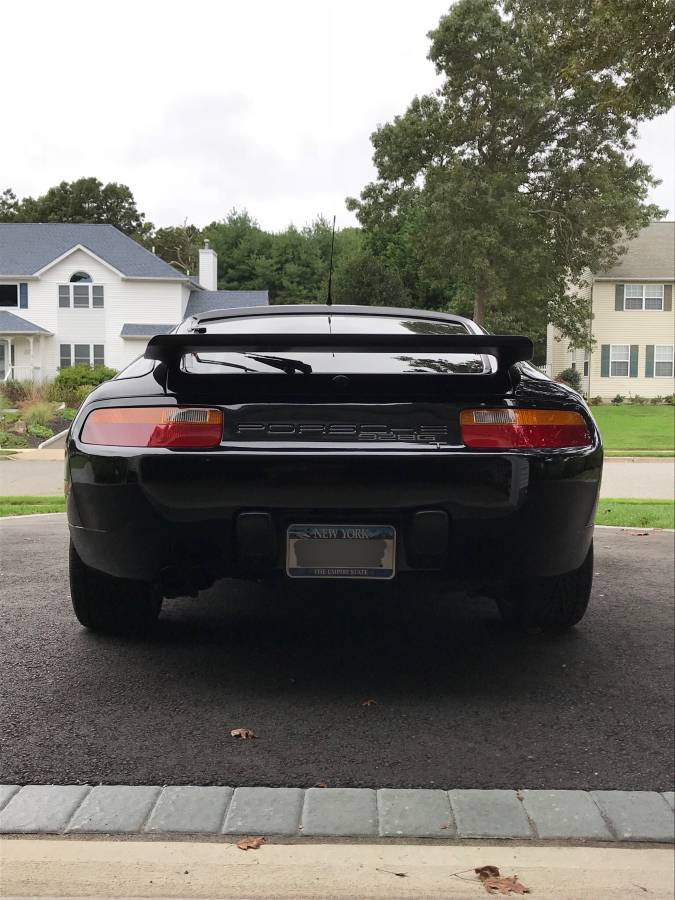 Porsche-928gt-1991-black-6