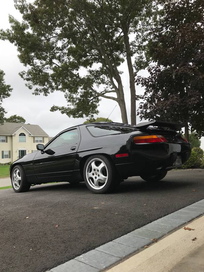Porsche-928gt-1991-black