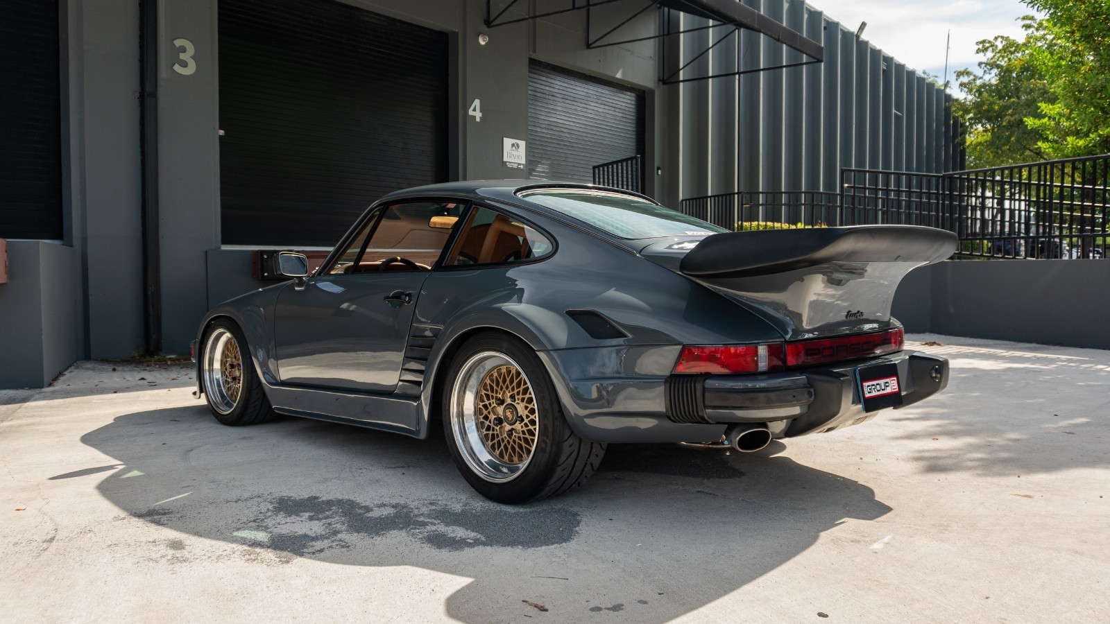 Porsche-930-1976-Coupe-6
