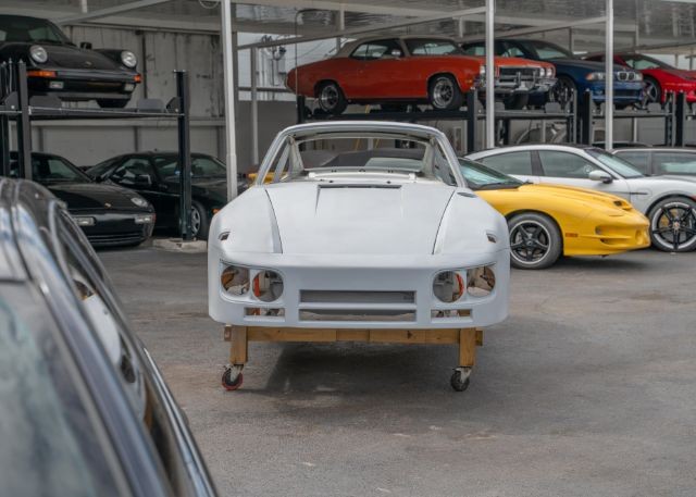 Porsche-930-1982-5