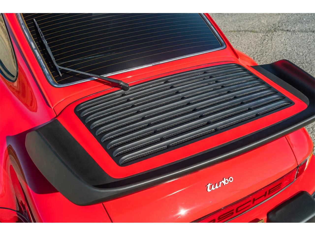 Porsche-930-turbo-1979-Guards-Red-Black-13