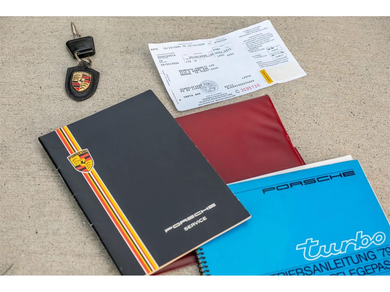 Porsche-930-turbo-1979-Guards-Red-Black-17