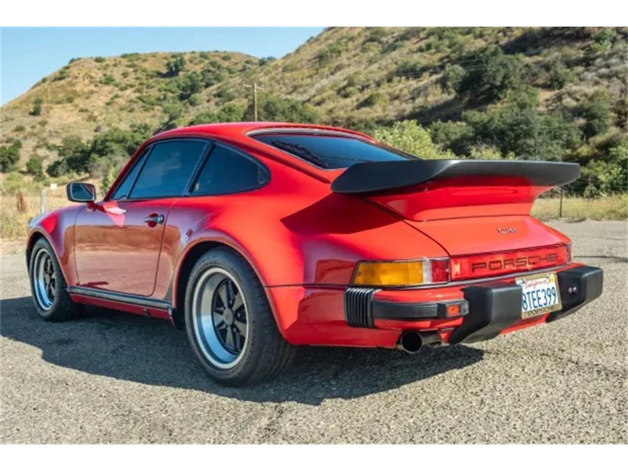 Porsche-930-turbo-1979-Guards-Red-Black-4