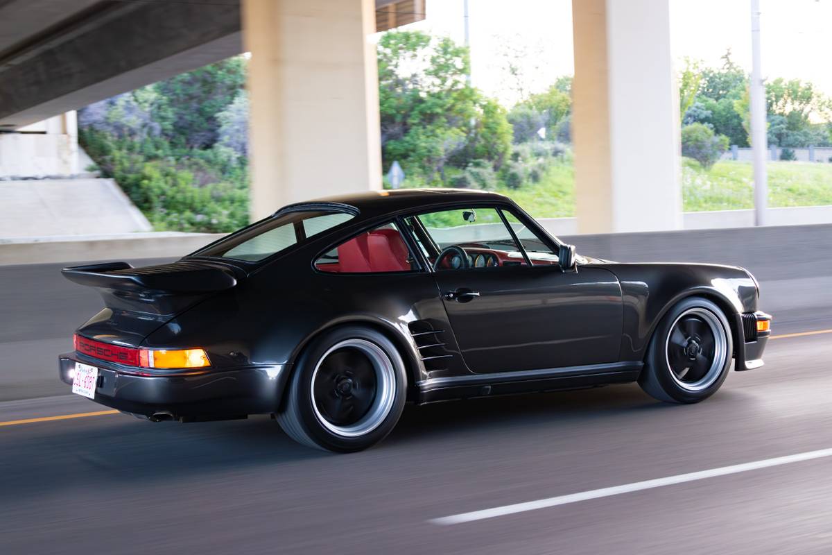 Porsche-930-turbo-1979-black-10