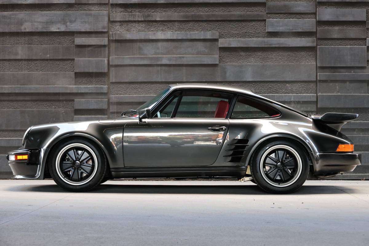 Porsche-930-turbo-1979-black-12