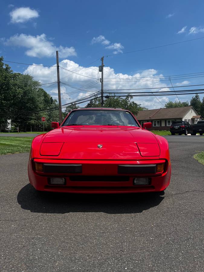 Porsche-944-1983-red-11