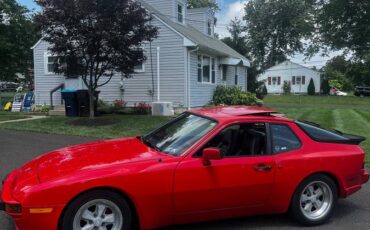 Porsche-944-1983-red-14