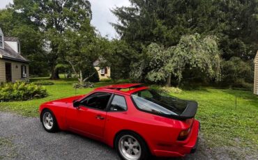 Porsche-944-1983-red-21