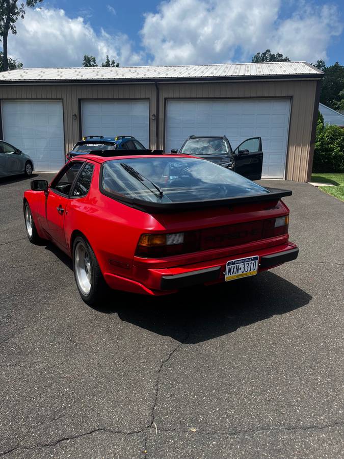 Porsche-944-1983-red-3