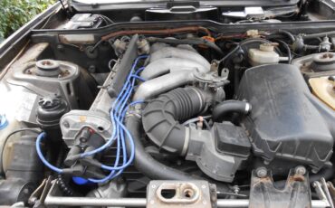 Porsche-944-1984-Coupe-13