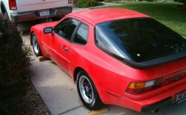 Porsche-944-1984-red-1