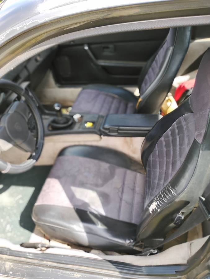 Porsche-944-1985-grey-1