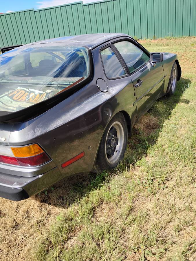 Porsche-944-1985-grey-5