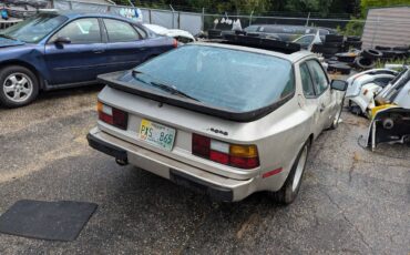 Porsche-944-1985-silver-1