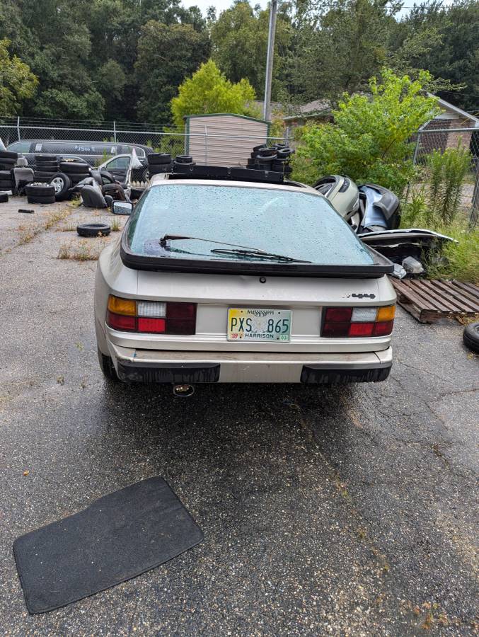 Porsche-944-1985-silver-4