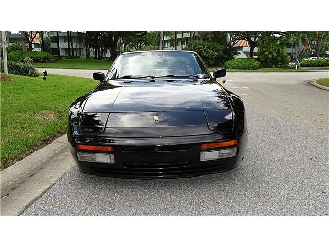 Porsche-944-1986-HATCHBACK-10