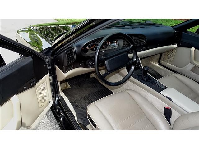 Porsche-944-1986-HATCHBACK-16