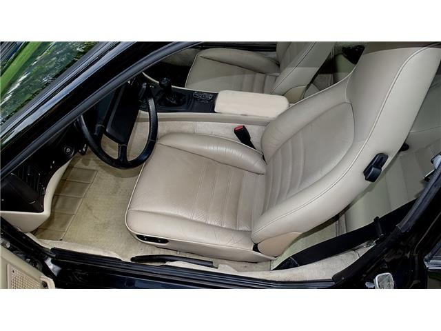 Porsche-944-1986-HATCHBACK-17