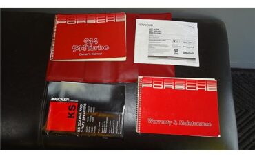 Porsche-944-1986-HATCHBACK-21