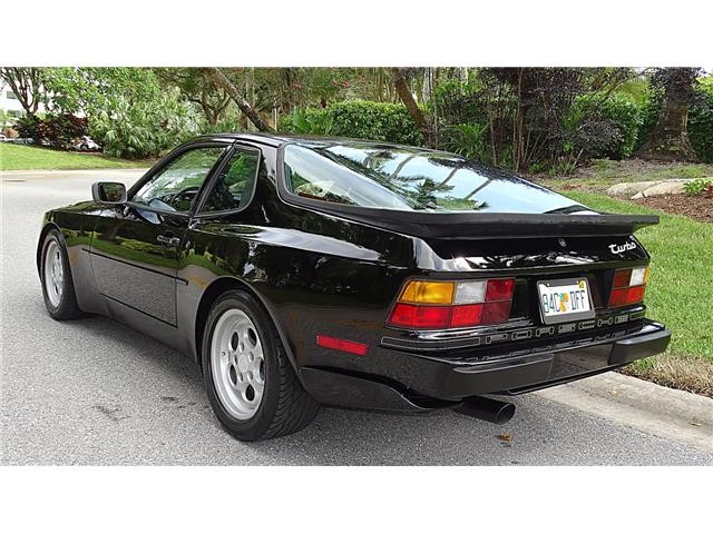 Porsche-944-1986-HATCHBACK-4