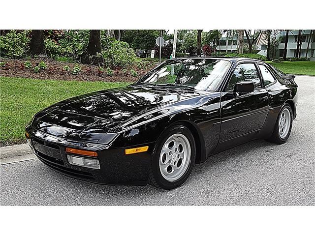 Porsche-944-1986-HATCHBACK-6