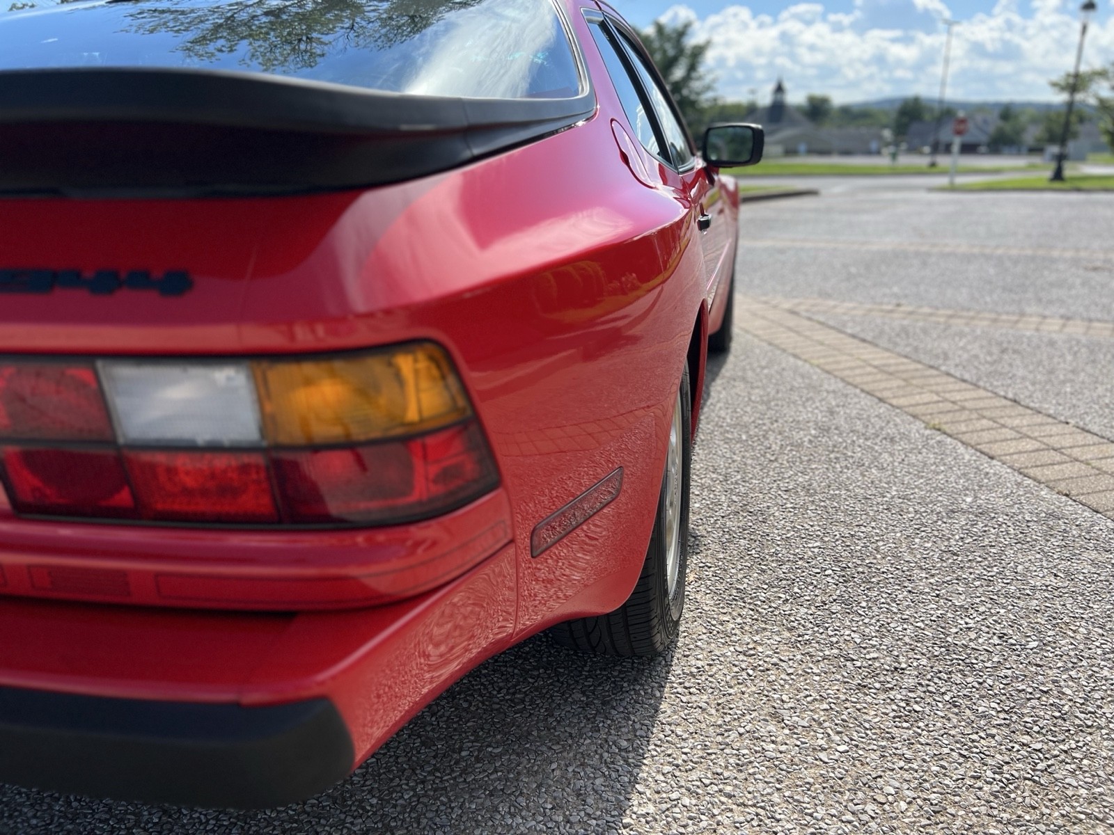 Porsche-944-1987-Coupe-12