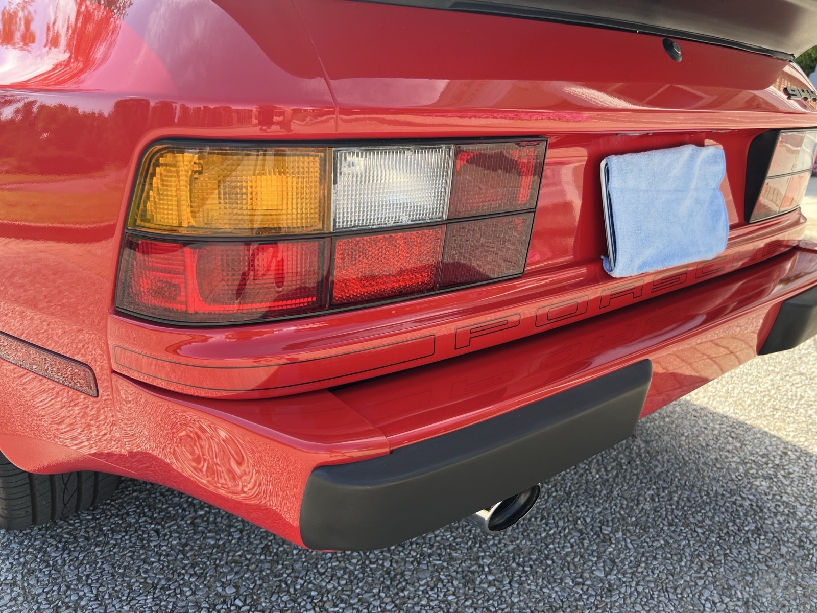 Porsche-944-1987-Coupe-9