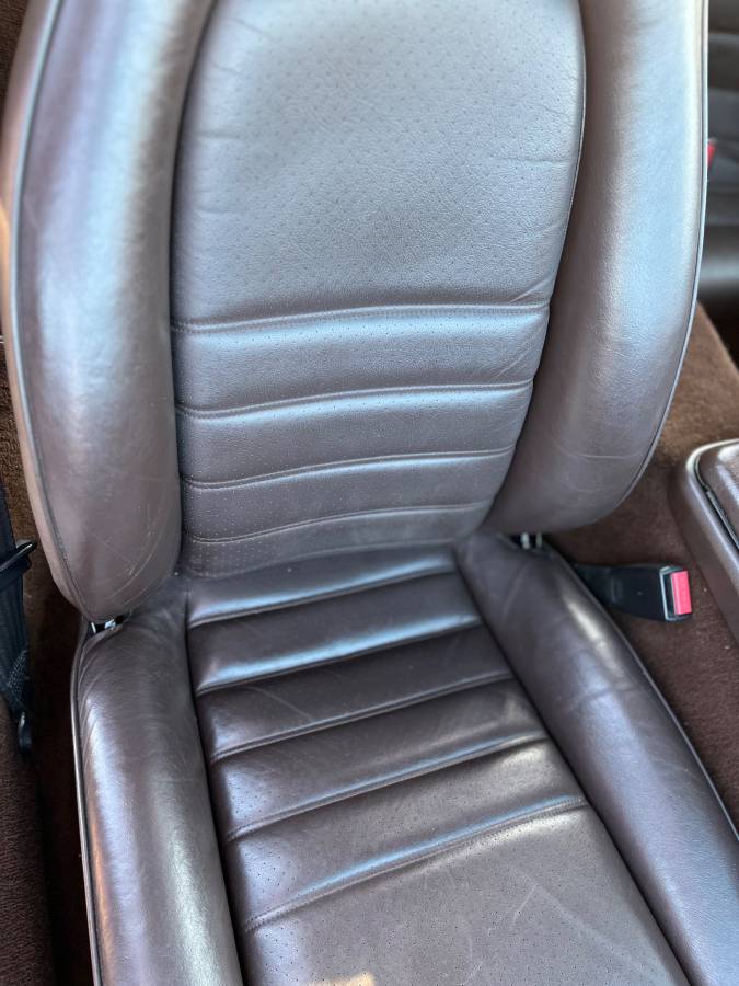 Porsche-944-1987-brown-4