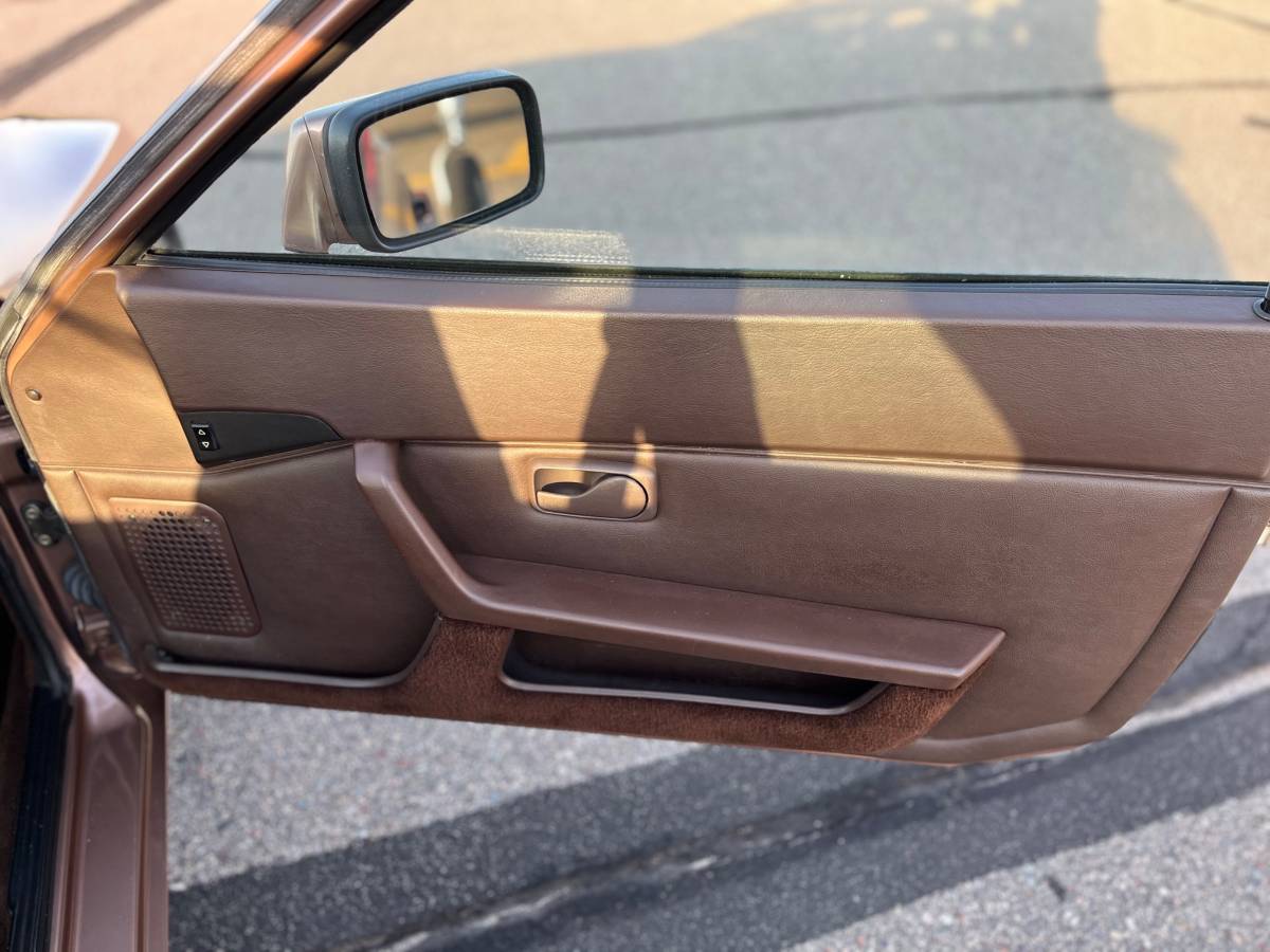 Porsche-944-1987-brown-6