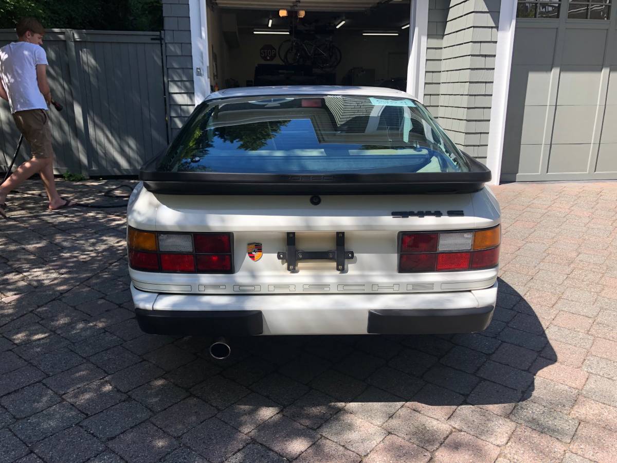 Porsche-944-1987-white-4