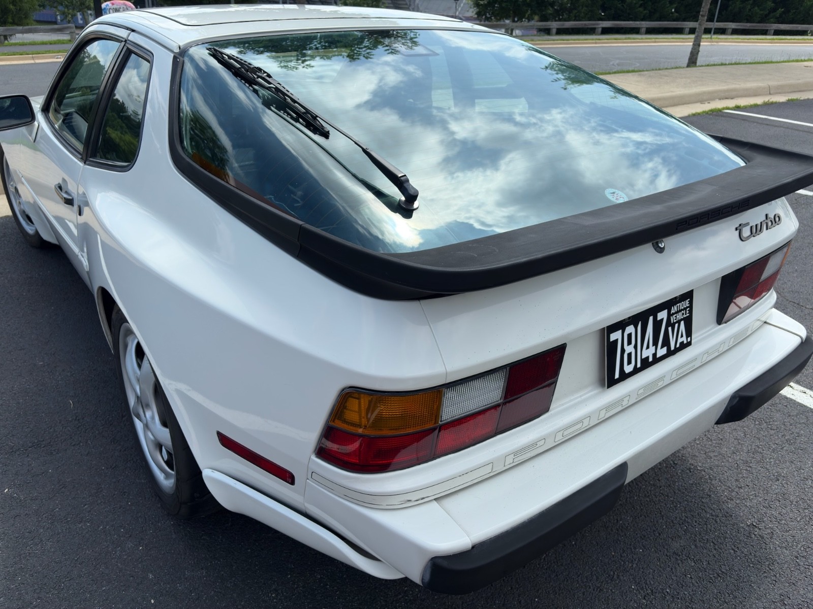 Porsche-944-1988-Coupe-8