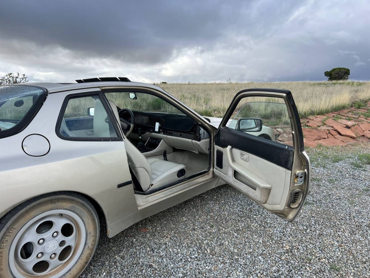 Porsche-944-1989-5