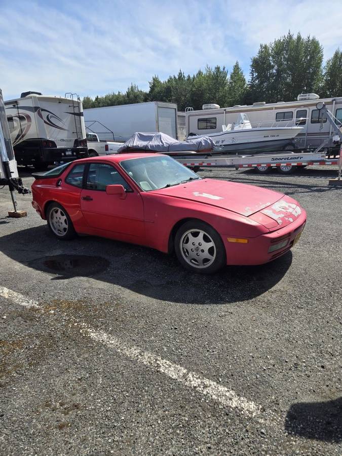 Porsche-944-1989-red