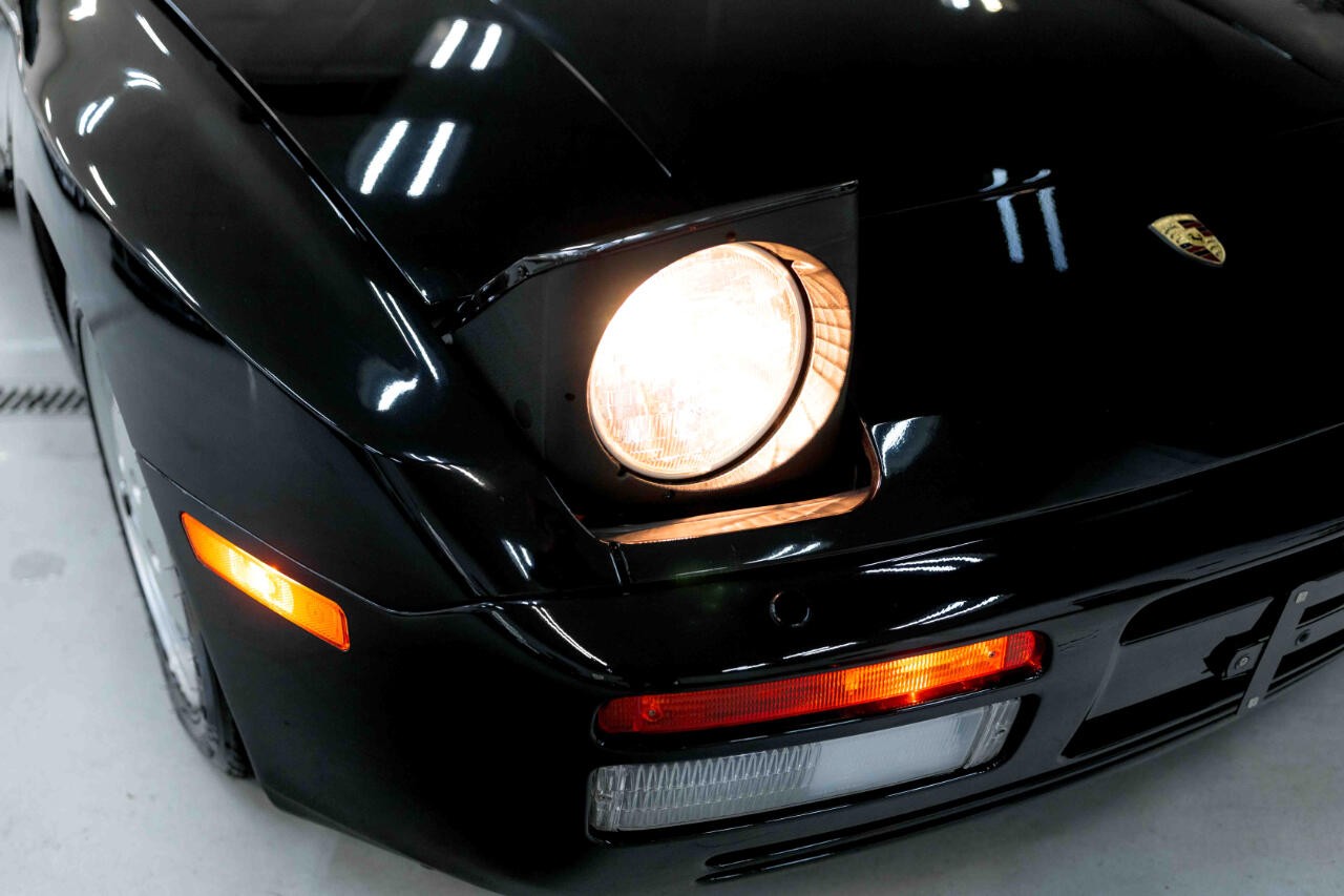 Porsche-944-1991-Coupe-17