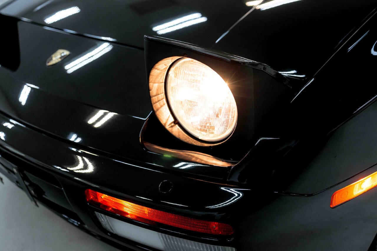 Porsche-944-1991-Coupe-18
