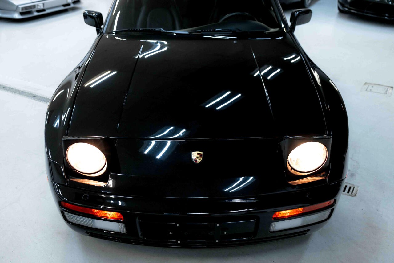 Porsche-944-1991-Coupe-19