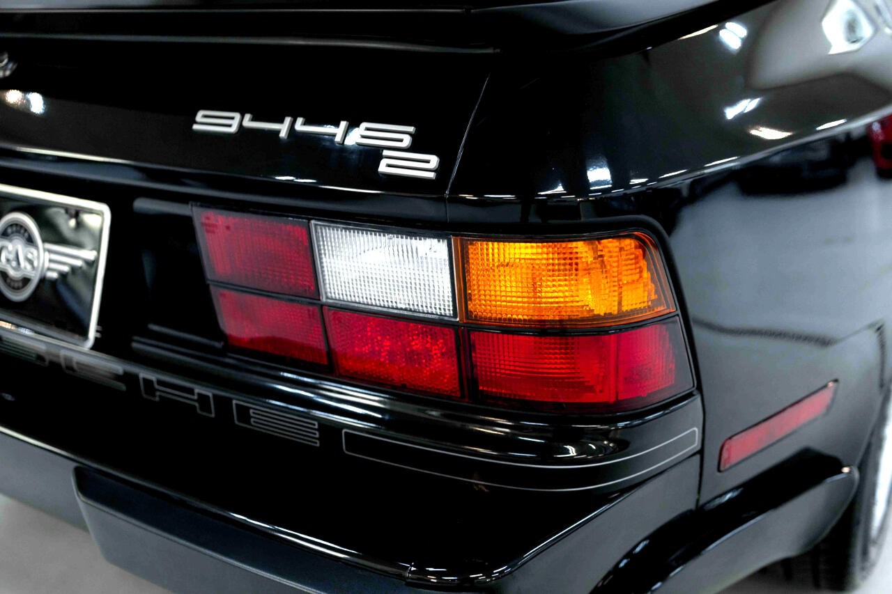 Porsche-944-1991-Coupe-27