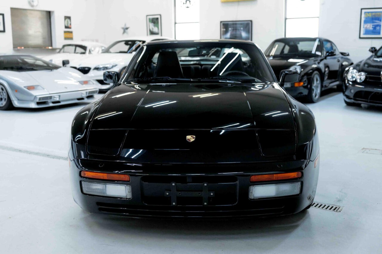 Porsche-944-1991-Coupe-3