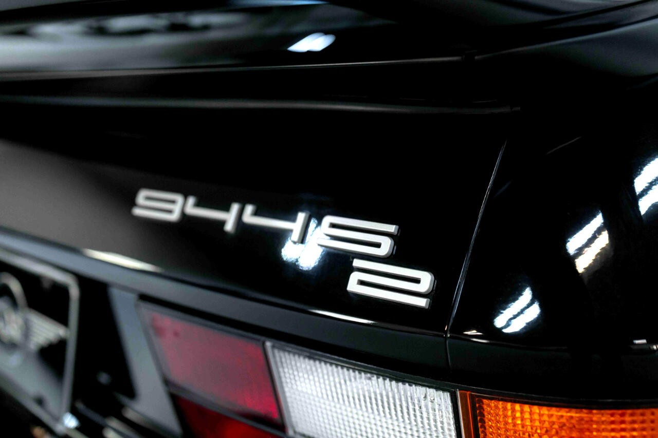 Porsche-944-1991-Coupe-33