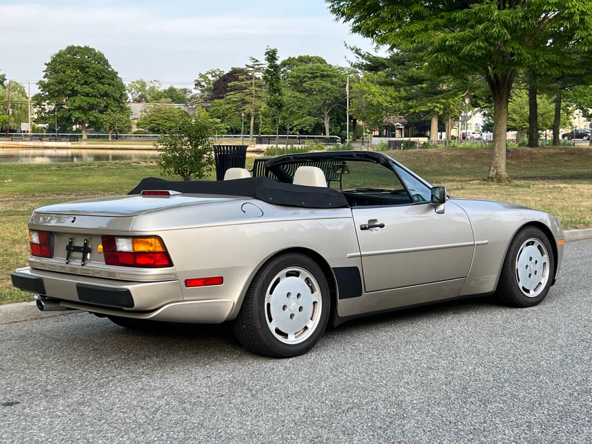 Porsche-944-s2-1990-3