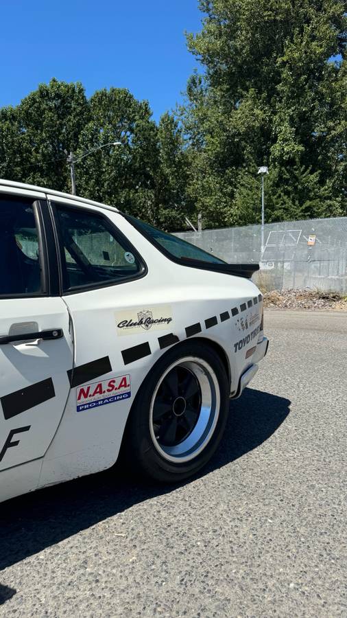 Porsche-944-turbo-1986-white-17