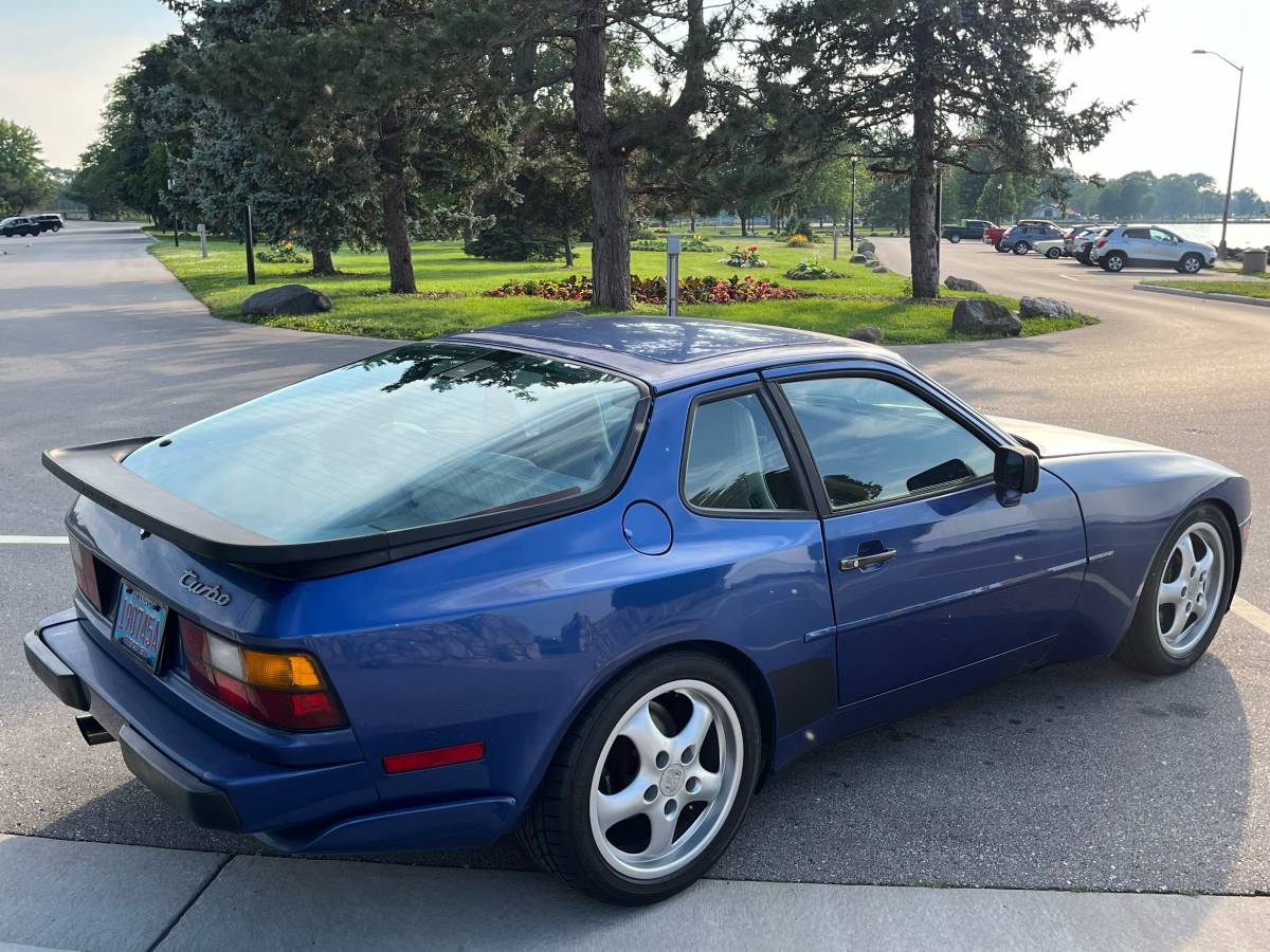 Porsche-944-turbo-1987-blue-6