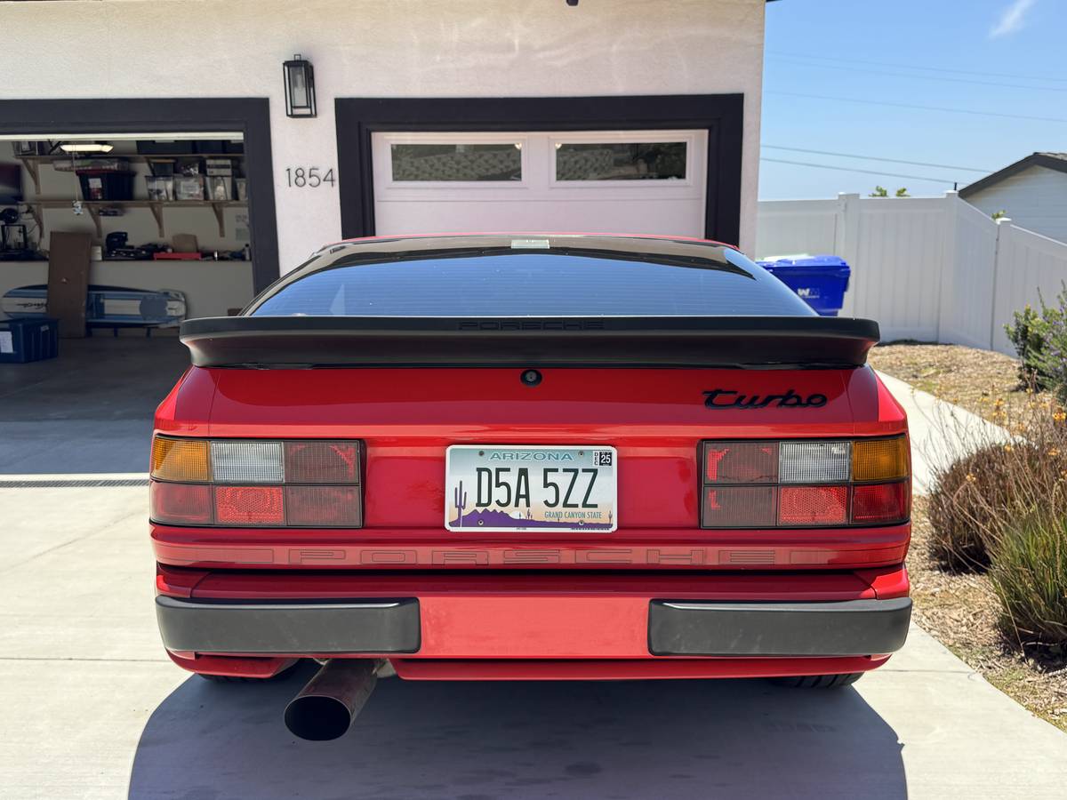 Porsche-944-turbo-1987-red-3