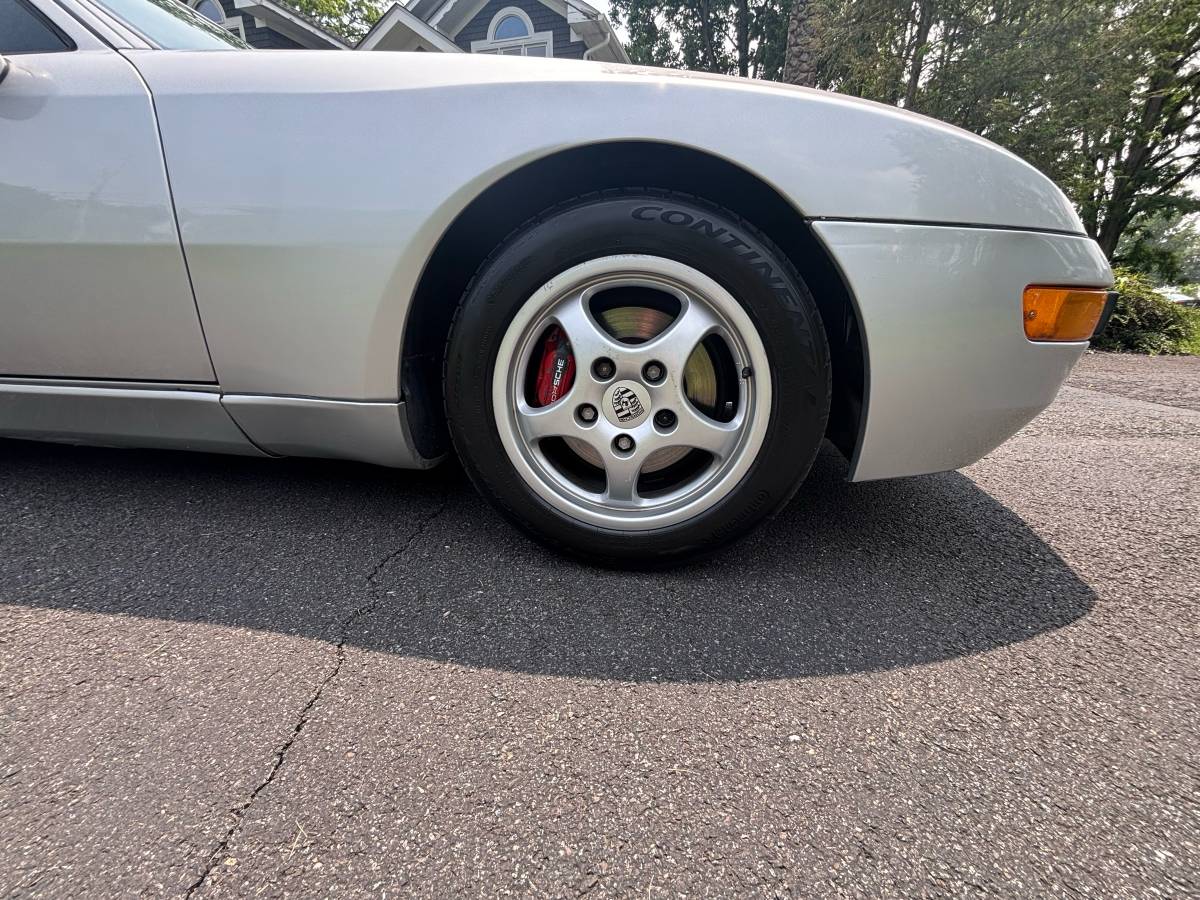 Porsche-968-1992-silver-13