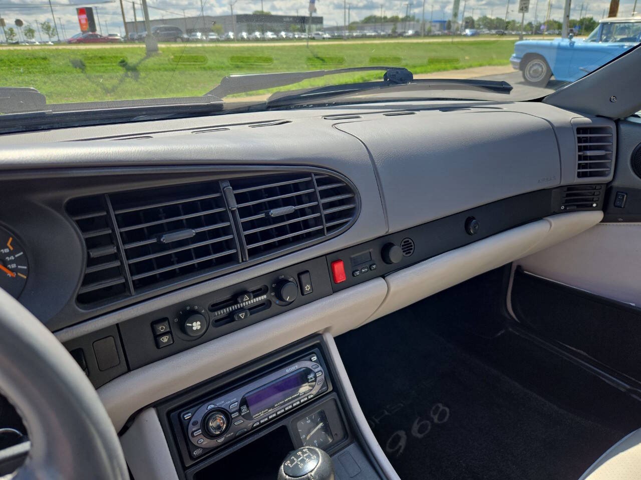 Porsche-968-1994-Convertible-10