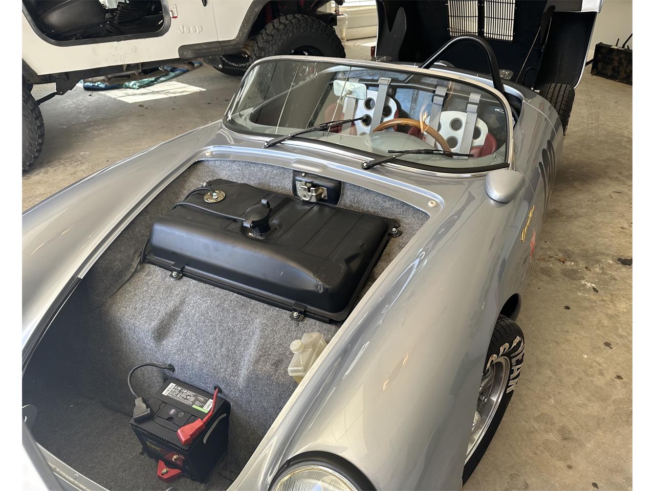 Porsche-Spyder-1955-Silver-RedMetal-10